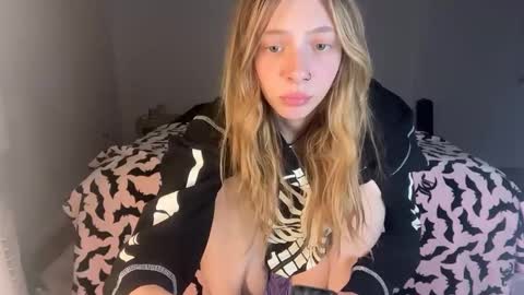 ellie online show from 17, 10, 2025