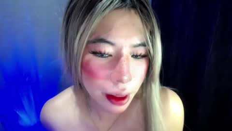 Snapshot of ellieofsex chatting on 9, 12, 2024 KARINA online show from 9, 12, 2024