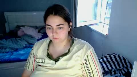 Snapshot of ellies_8 chatting on 19, 7, 2026 Ellie online show from 19, 7, 2026