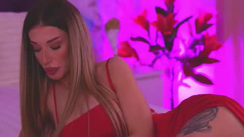 EllinaNuria online show from 12, 3, 2026