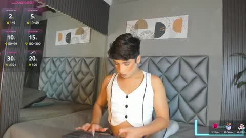 Ellis  online show from 2, 11, 2025