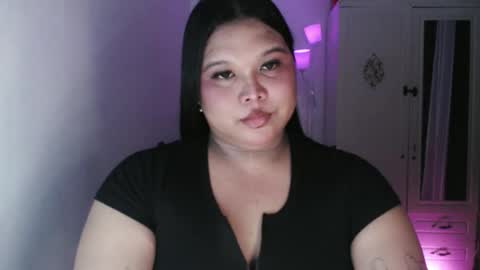 Snapshot of ellise_husson chatting on 2, 3, 2026 Ellise online show from 2, 3, 2026