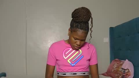 Snapshot of elllanna chatting on 25, 4, 2026 elllanna online show from 25, 4, 2026