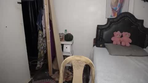 Snapshot of ellorrey chatting on 2, 3, 2026 ELLORREY online show from 2, 3, 2026