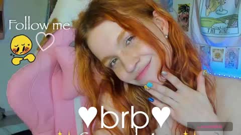 Snapshot of elly_milas chatting on 5, 5, 2026 Elly Fansly online show from 5, 5, 2026