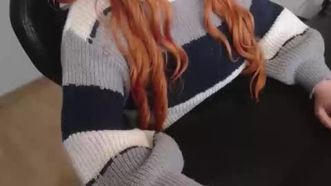 Elly online show from 5, 12, 2025