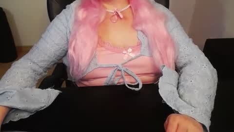 Elly online show from 3, 4, 2026