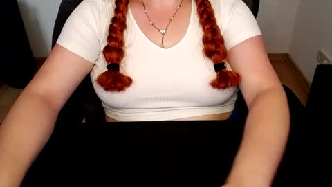 Elly online show from 19, 7, 2026