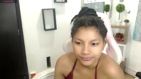 Elly online show from 17, 2, 2025