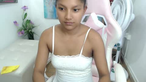 Elly online show from 23, 2, 2025