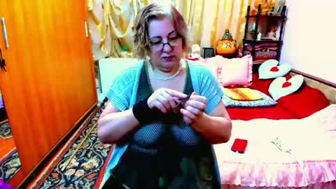 ellyhot53 online show from 21, 12, 2025