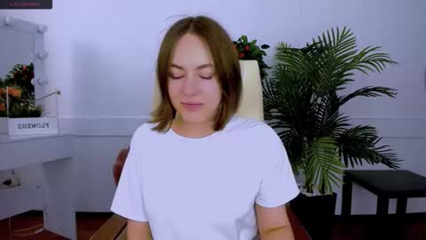 elma_lily online show from 14, 11, 2025