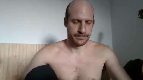 Snapshot of elmatirestrepo chatting on 13, 3, 2026 Mati Restrepo online show from 13, 3, 2026