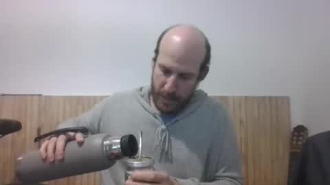 Snapshot of elmatirestrepo chatting on 5, 7, 2026 Mati Restrepo online show from 5, 7, 2026
