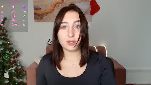 Snapshot of elmirapowers chatting on 9, 12, 2024 elmirapowers online show from 9, 12, 2024