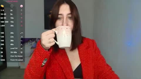 Snapshot of elmirapowers chatting on 8, 1, 2025 elmirapowers online show from 8, 1, 2025