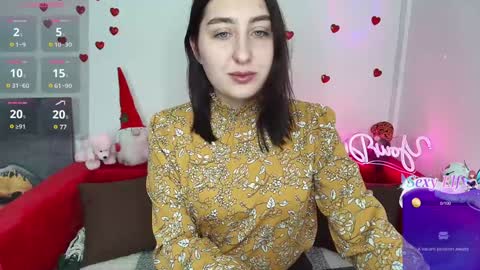 Snapshot of elmirapowers chatting on 3, 2, 2025 elmirapowers online show from 3, 2, 2025