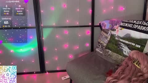 Pink online show from 11, 5, 2026