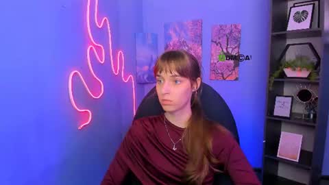 Snapshot of elodie_crystal chatting on 13, 7, 2026 Ella online show from 13, 7, 2026
