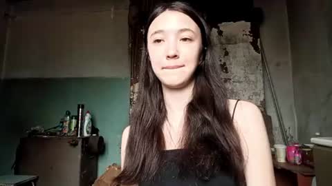 Snapshot of elouisevallian chatting on 22, 6, 2026 Elara online show from 22, 6, 2026