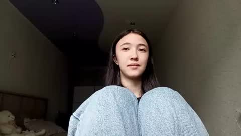 Snapshot of elouisevallian chatting on 4, 7, 2026 Elara online show from 4, 7, 2026