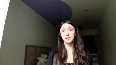 Snapshot of elouisevallian chatting on 5, 7, 2026 Elara online show from 5, 7, 2026