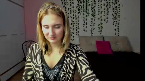 Elsa  online show from 13, 10, 2025