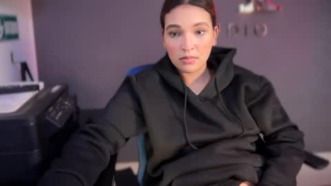  ELSA  online show from 19, 9, 2025