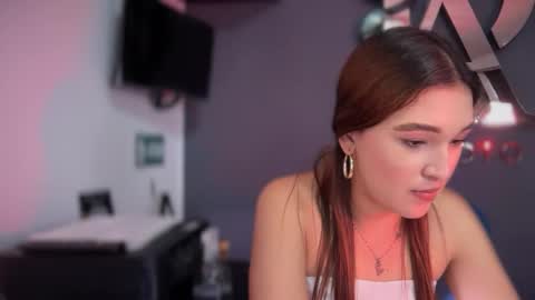  ELSA  online show from 22, 9, 2025