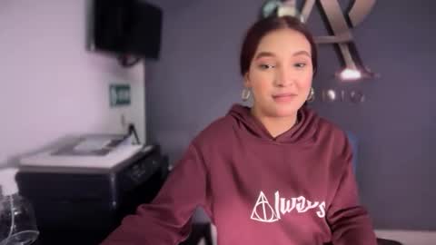  ELSA  online show from 1, 10, 2025