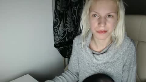 elssa_rush online show from 9, 3, 2025