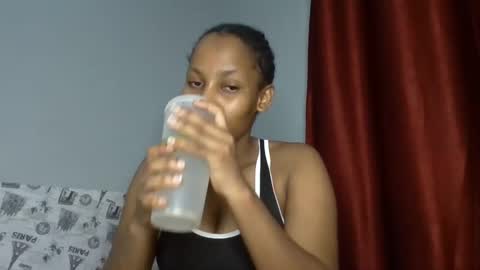 Snapshot of elsysmiley chatting on 4, 2, 2025 elsysmile online show from 4, 2, 2025