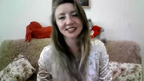 Snapshot of elvinasweet chatting on 3, 10, 2025 ElvinaSweet online show from 3, 10, 2025