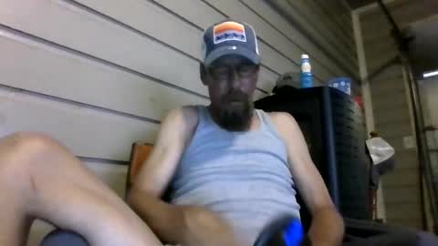 Snapshot of elwooood7 chatting on 11, 7, 2026 elwooood7 online show from 11, 7, 2026