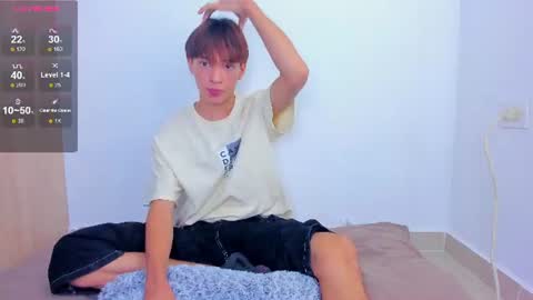 Snapshot of ely_king chatting on 12, 6, 2026 E L Y K I N G online show from 12, 6, 2026