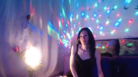 Elisa online show from 14, 4, 2026