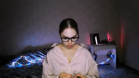 Snapshot of elzabagwell chatting on 18, 3, 2026 Monica online show from 18, 3, 2026