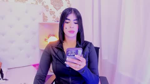 Ema Lambert  online show from 15, 12, 2025