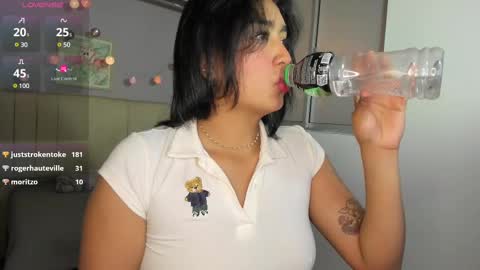 Snapshot of ema_saenz chatting on 10, 3, 2025 Ema online show from 10, 3, 2025