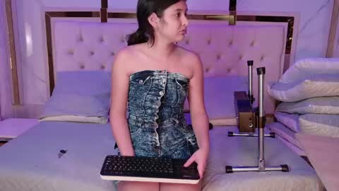 Snapshot of emaa2_sm chatting on 3, 6, 2026 emaa2_sm online show from 3, 6, 2026