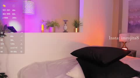 IG imrojita8 online show from 9, 12, 2024