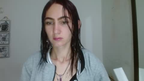 Snapshot of ember57607 chatting on 3, 2, 2025 ember57607 online show from 3, 2, 2025