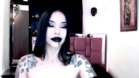Snapshot of emearld_black chatting on 9, 12, 2024 Emerald Black online show from 9, 12, 2024