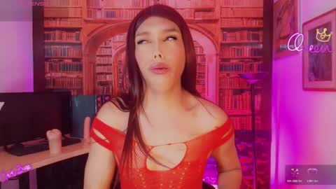 Snapshot of emeli_roushot chatting on 27, 5, 2026 Emeli online show from 27, 5, 2026