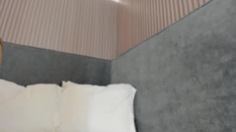 Snapshot of emelie_89 chatting on 23, 12, 2025 emelie_89 online show from 23, 12, 2025