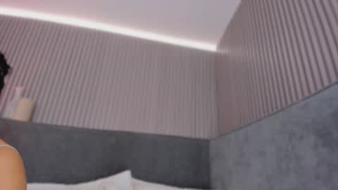 Snapshot of emelie_89 chatting on 6, 2, 2026 emelie_89 online show from 6, 2, 2026