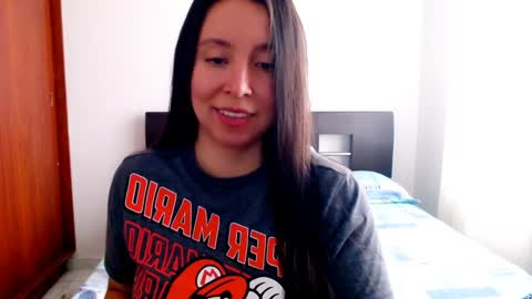 Snapshot of emely_sexx chatting on 4, 2, 2025 emely_sexx online show from 4, 2, 2025