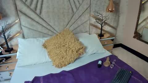 Emely online show from 28, 3, 2026