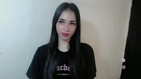 Snapshot of emelyn_fuckdoll chatting on 28, 1, 2025 Scarlett online show from 28, 1, 2025