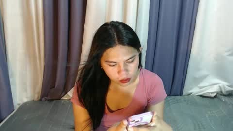 Snapshot of emere_kai_24xxx chatting on 2, 4, 2026 Chelle dont forget to folloe me and thumps up online show from 2, 4, 2026